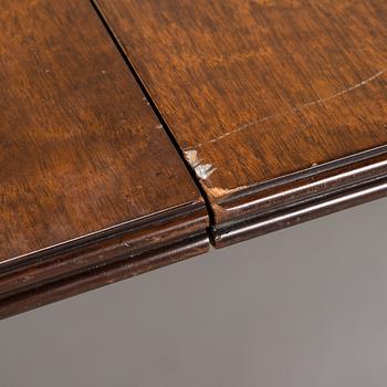 Matbord, mahogny, regency-stil, RBC-furniture England, 1900-talets slut.