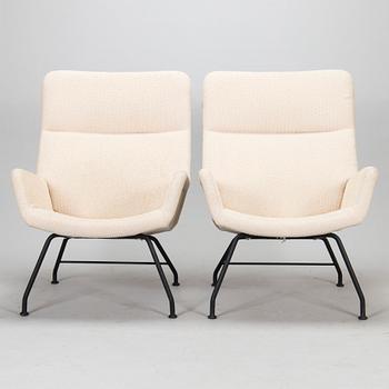Yrjö Kukkapuro, a pair of 'Moderno L-67W' easy chairs, Lepo Oy, Finland.