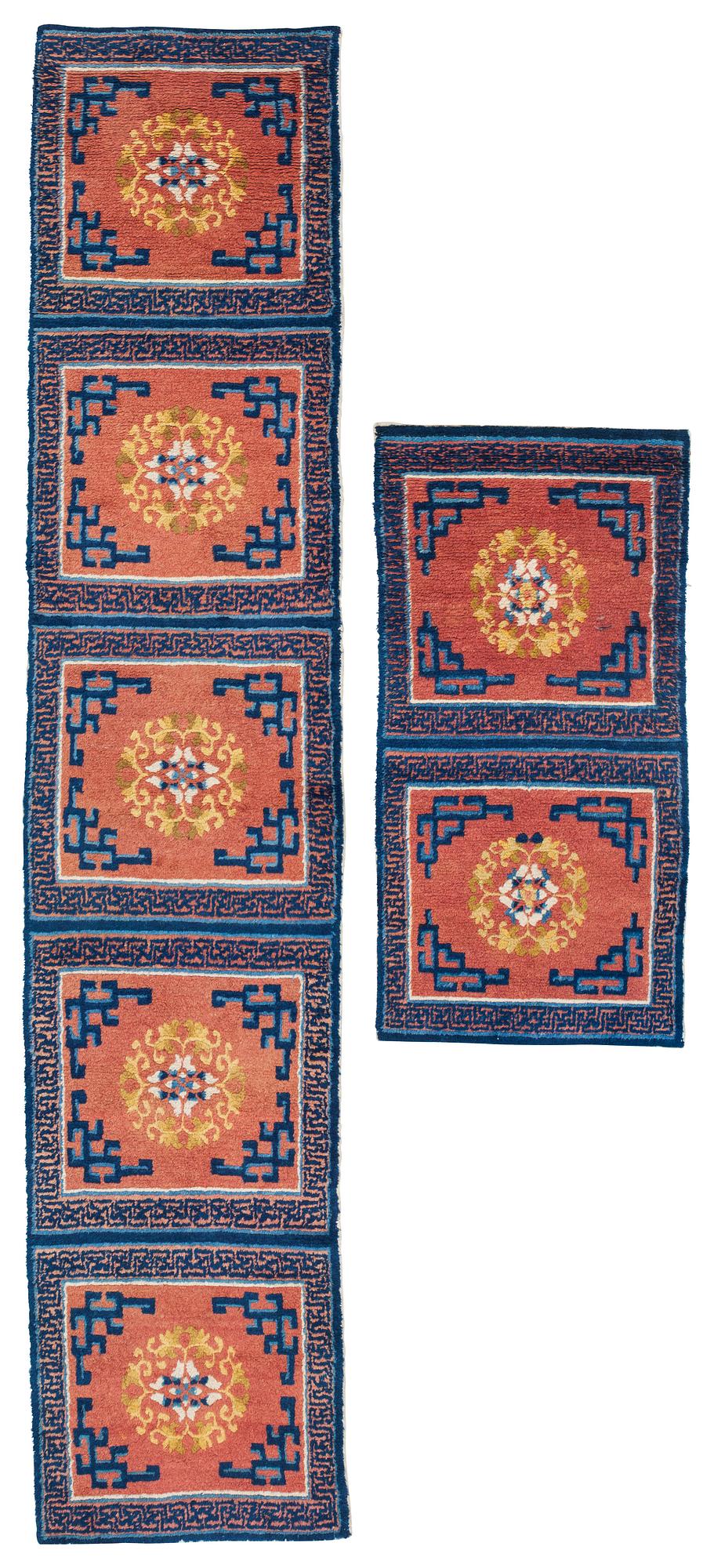 MEDITATIONS RUGS, 2 PIECES. Antique Ningxia. 122,5 x 62,5 and 302,5 x 62,5 cm. China late Qing dynasty.