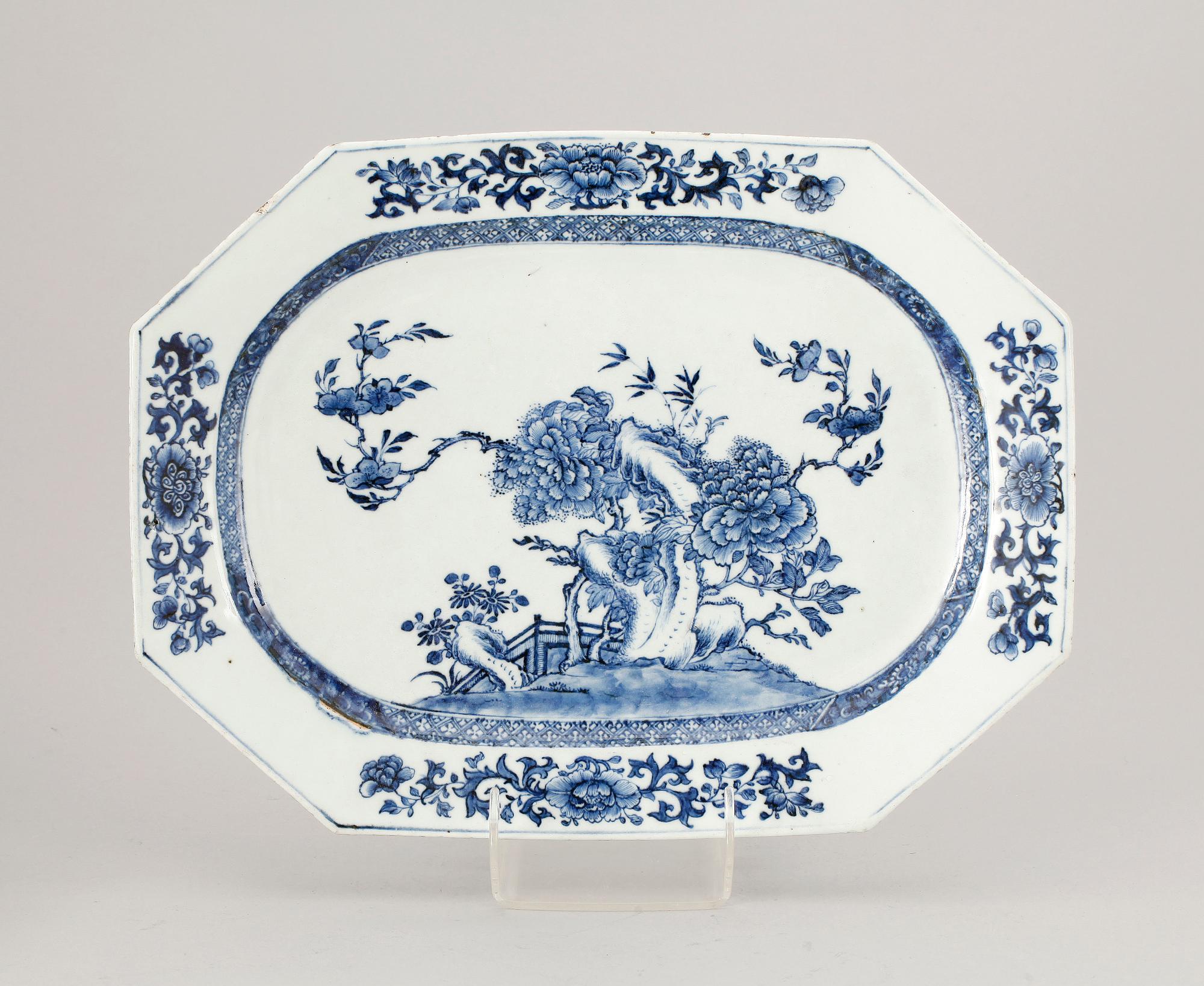 STEKFAT, porslin, Qianlong, Kina 1700-tal.