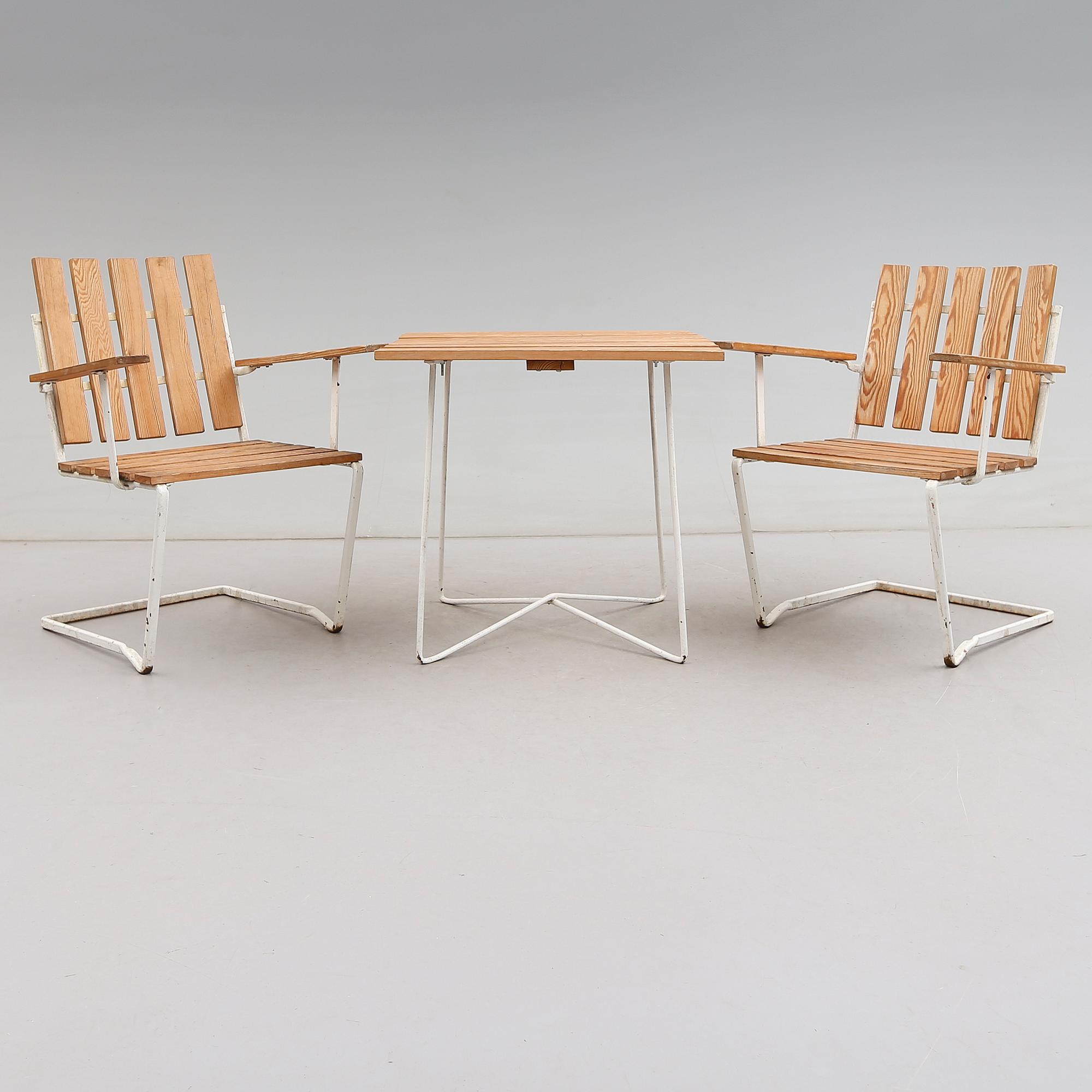 TRÄDGÅRDSSTOLAR 2 st OCH BORD, Grythyttan, 1900-talets andra hälft.