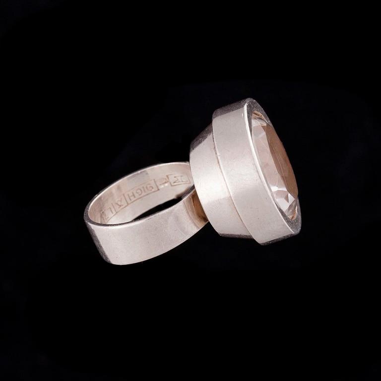 RING, sterlingsilver, bergskristall, Elis Kauppi, Kupittaan Kulta 1964.