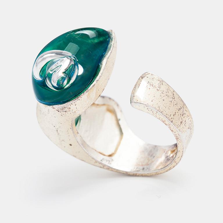 Björn Weckström, "Ara", a sterling silver and acrylic ring. Lapponia 2000.