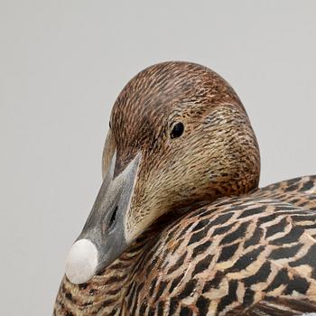 BILLY HELLSTEN, skulptur, limmad björk, signerad och daterad 2000.