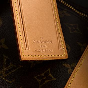 Louis Vuitton, a Monogram Canvas 'Keepall 60 Bandoulière' weekendbag.