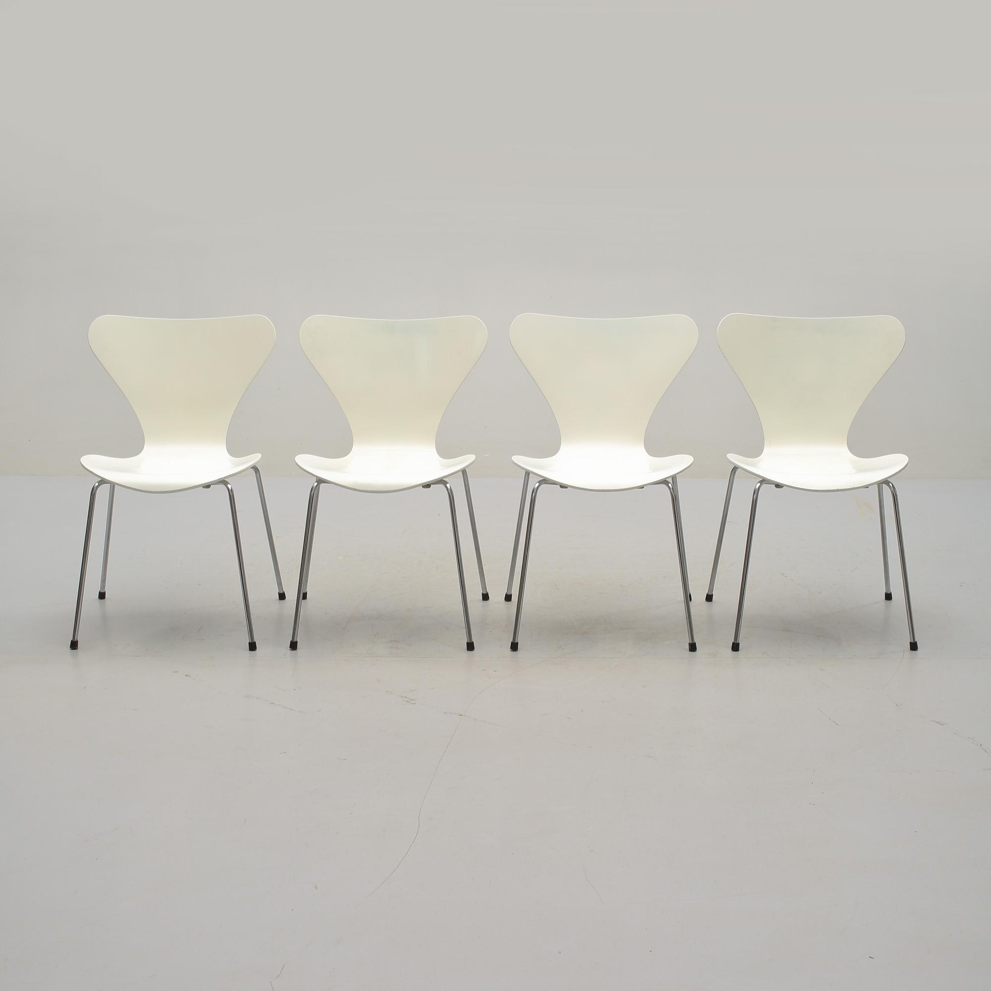 STOLAR, 4 st, "Sjuan", Arne Jacobsen, Fritz Hansen, 1982.