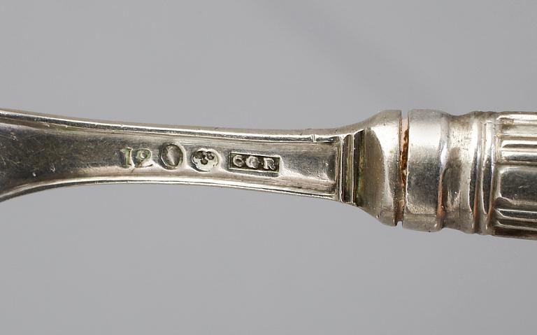 MATKNIVAR, 17, st, FÖRRÄTTSKNIVAR, 6 st samt  SMÖRGÅSGAFFLAR, 3, st, silver, Carl Gideon Renander, bl.a. 1787 och 1791.