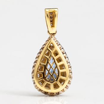 An 18K gold penadant with brilliant cut diamonds ca. 1.45 ct in total and a sapphire.