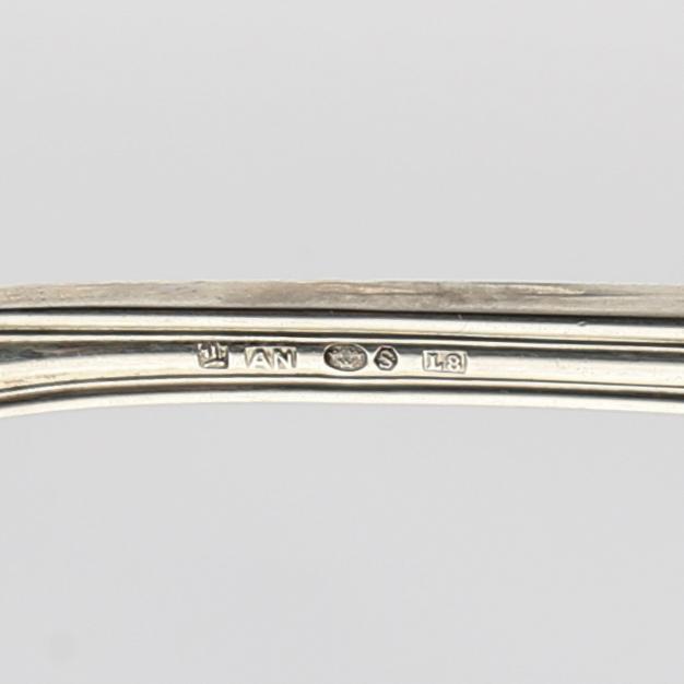 Bestick 54 dlr silver "Olga" AN (Nilsson A J P Hasselgrens Eftr) Lund 1930-tal.