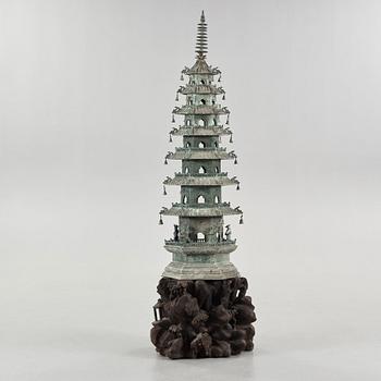 PAGOD, brons. Qingdynasty (1644-1912).