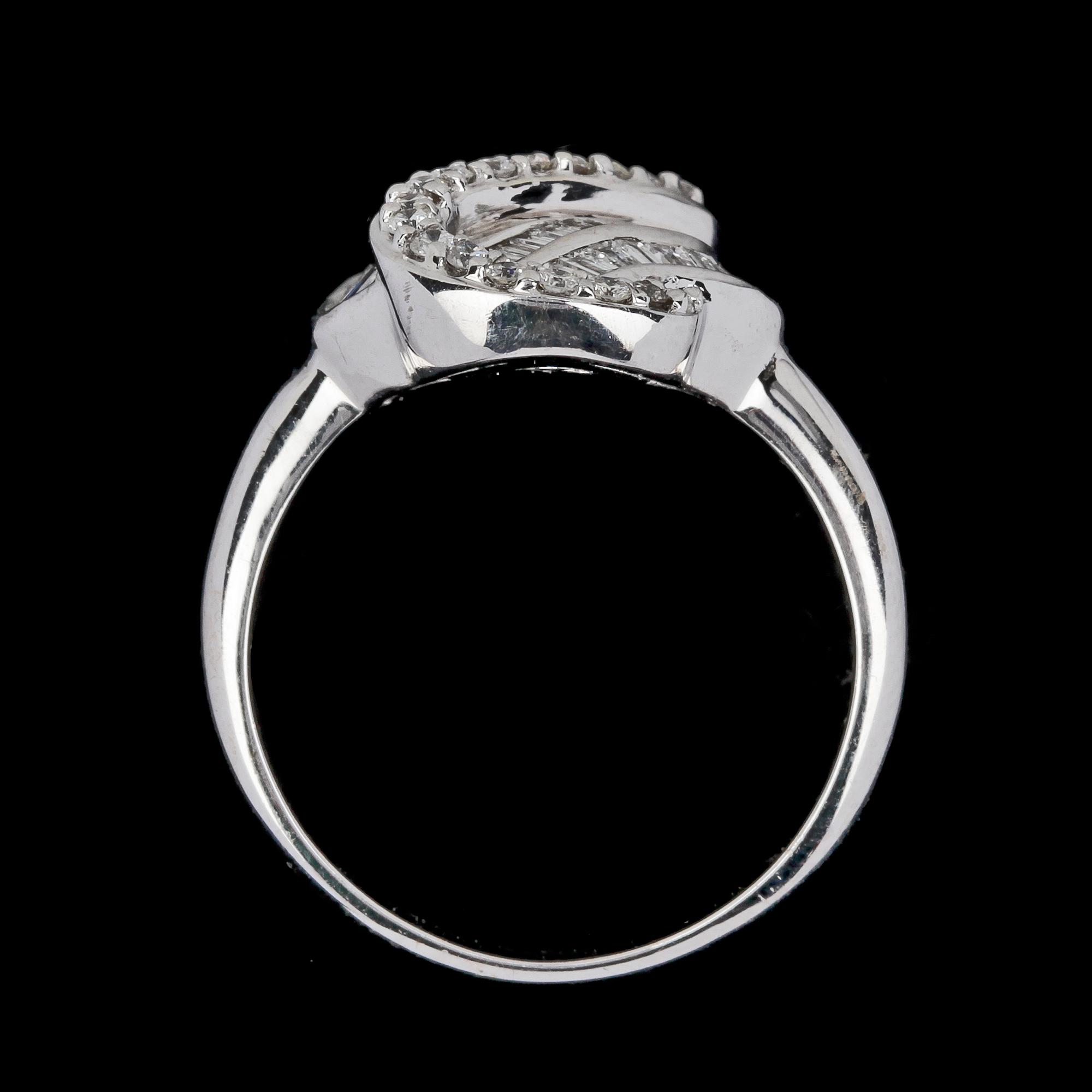 RING, 18k vitguld med diamanter, tot ca 1.49 ct.