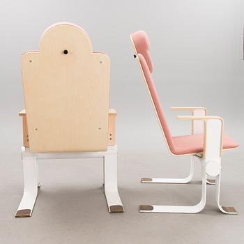 RAILI & REIMA PIETILÄ, a pair of armchairs, Asko 1986.