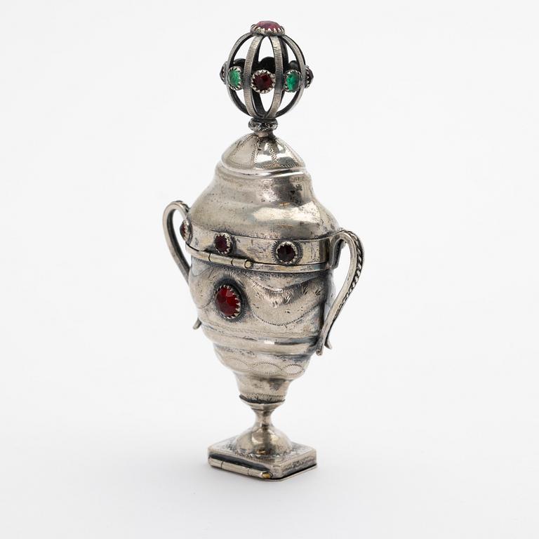 Scent box, silver, Denmark, 17th/18th century.