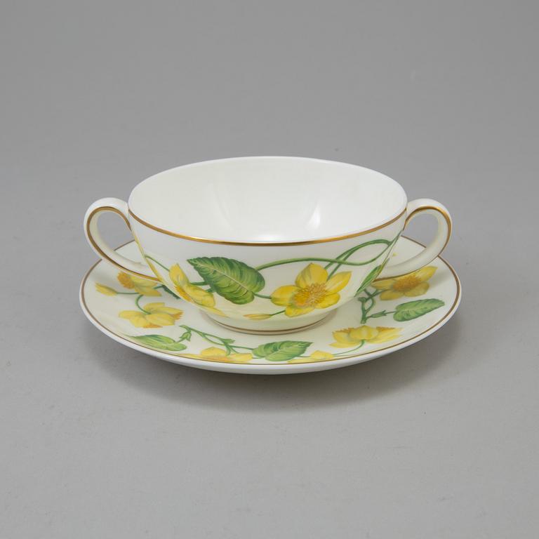 A 39 parts, TABLEWARE, crockery, "Kingcup", Wedgwood, England.