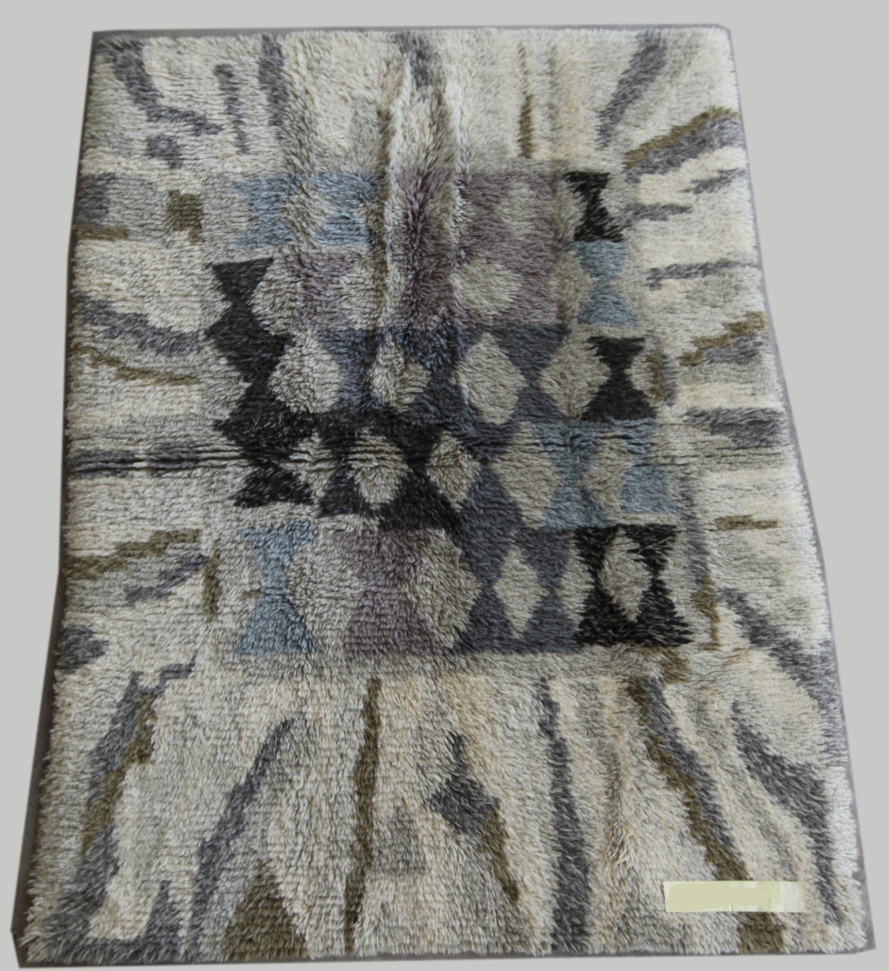 MATTA, Rya, 1900-talets mitt. 200 x 145 cm.