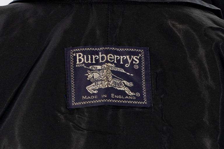 BURBERRY trenchcoat storlek M.