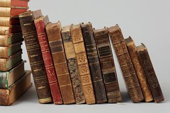 BOKPARTI OM HISTORIA, 27 vol, bla "Utkast till Helsinglands och Helsinge...Regemente.." av CP. Ström, Stockholm 1828.