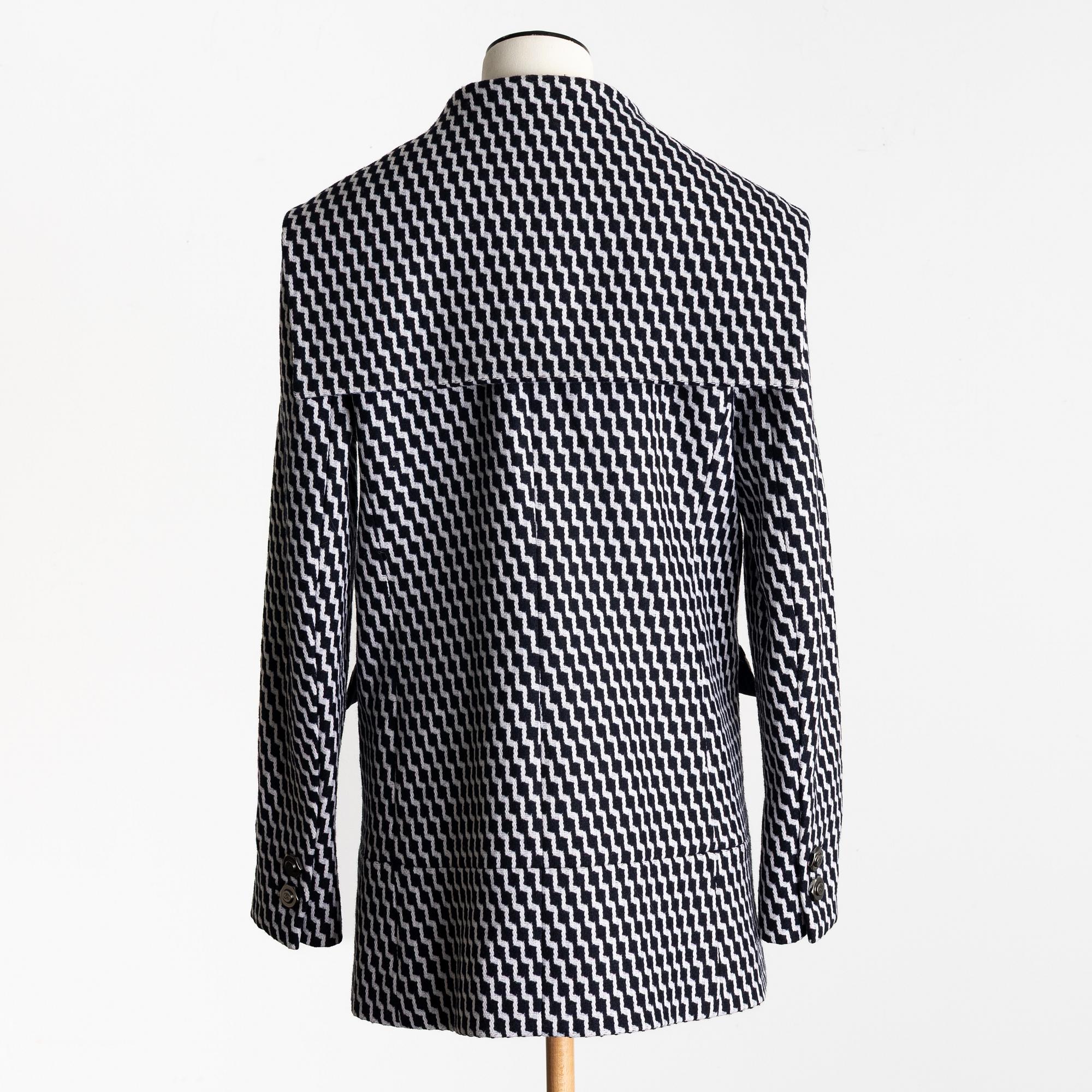 Chanel, coat, size Fr 38.