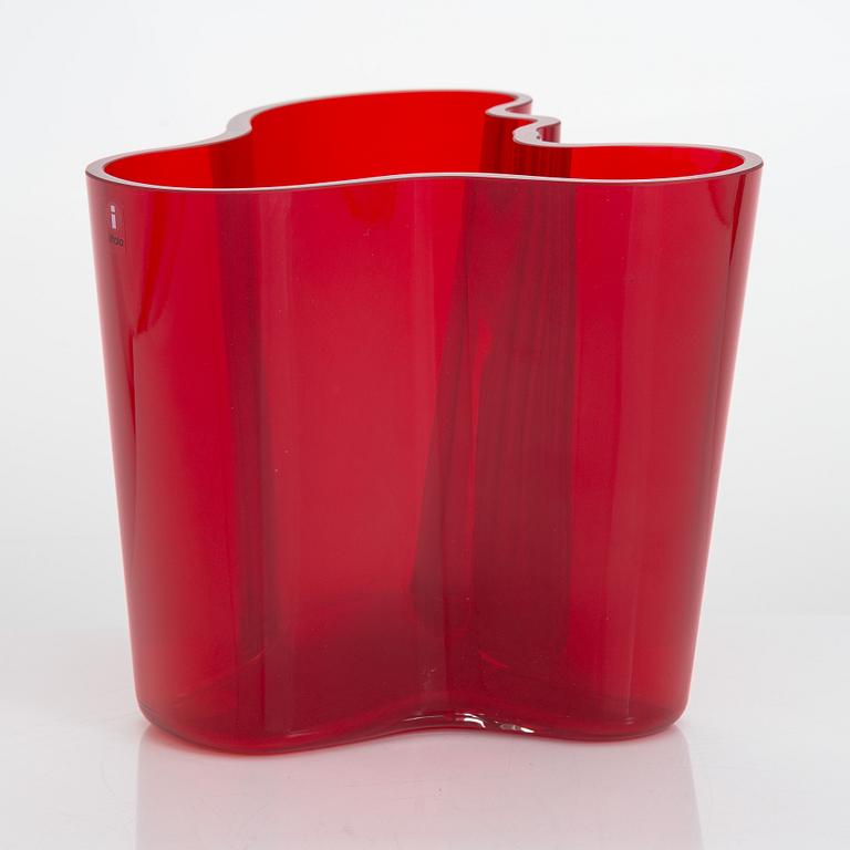 Alvar Aalto, vas, glas, modell 3030, signerad Alvar Aalto Iittala.