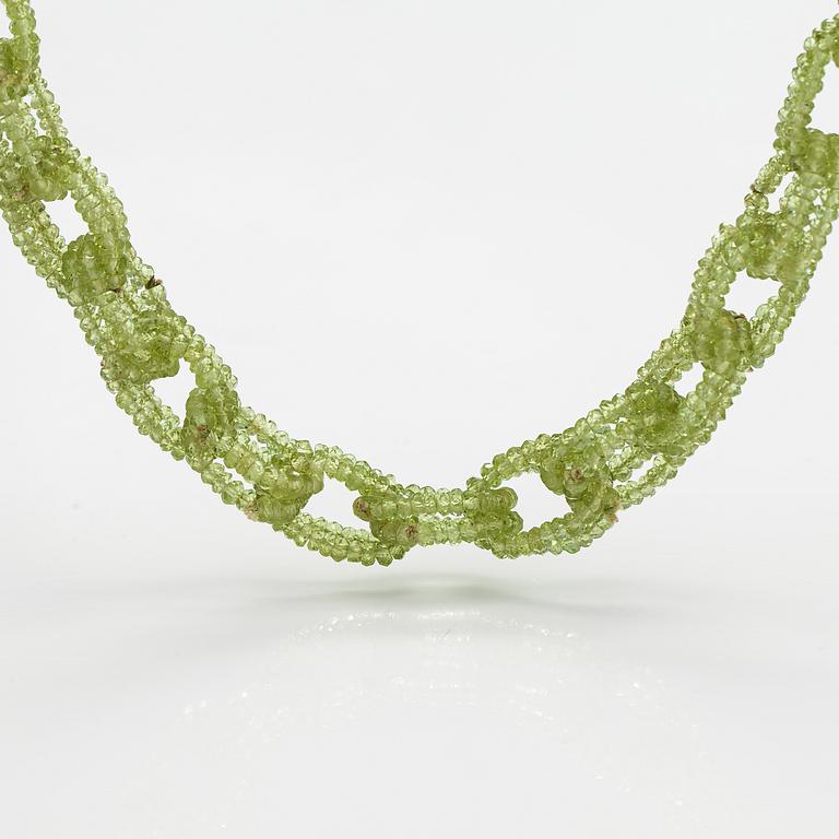 A perodite necklace.