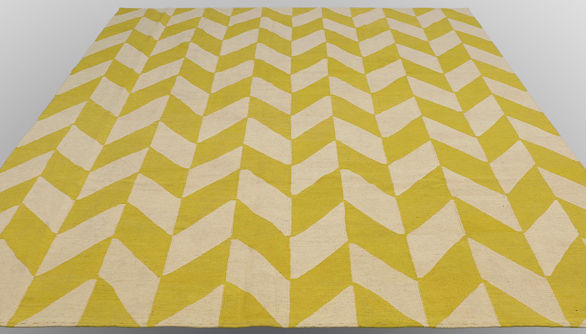 A CARPET, flat weave, ca 339 x 268 cm.