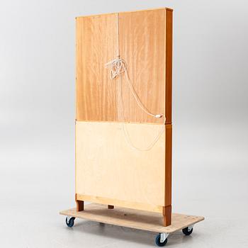 Carl Malmsten, Display cabinet, “Undantaget”, Åfors Möbelfabrik AB, second half of the 20th century.