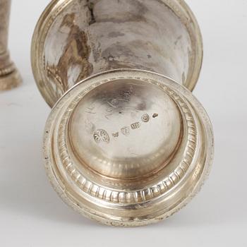 BÄGARE, 4 st, silver, London 1902. Tot ca 736 gram.