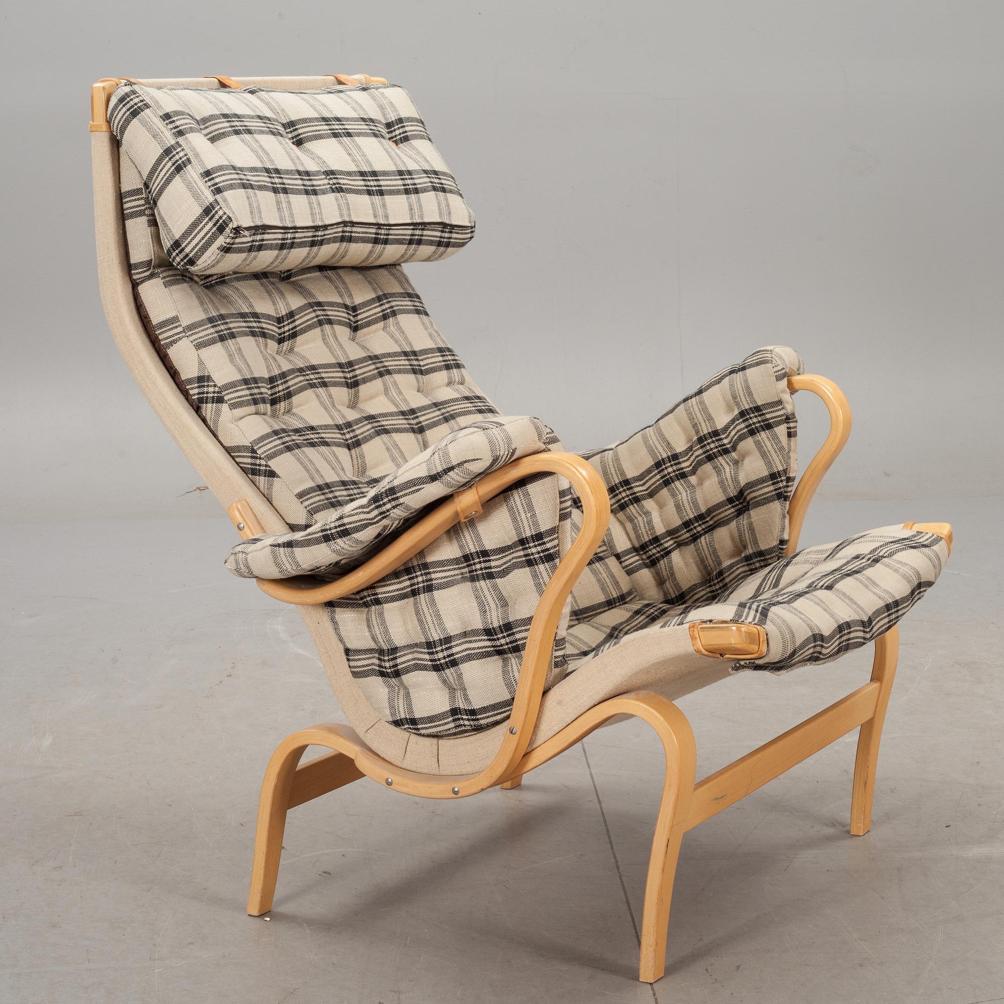 FÅTÖLJ, "Pernilla", design Bruno Mathsson by Dux.