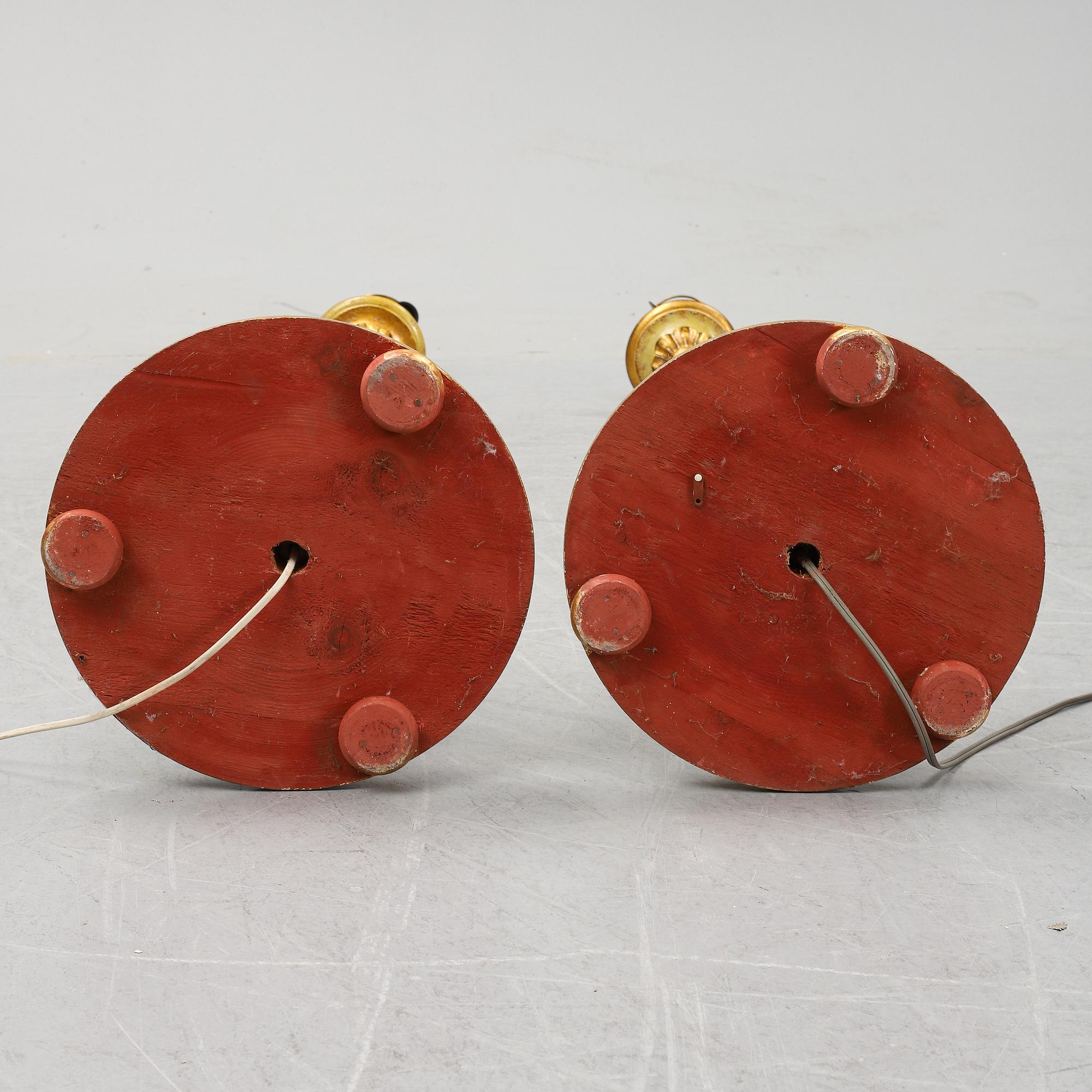 A pair of Louis XVI-style floor lamps, second half of the 20th century.