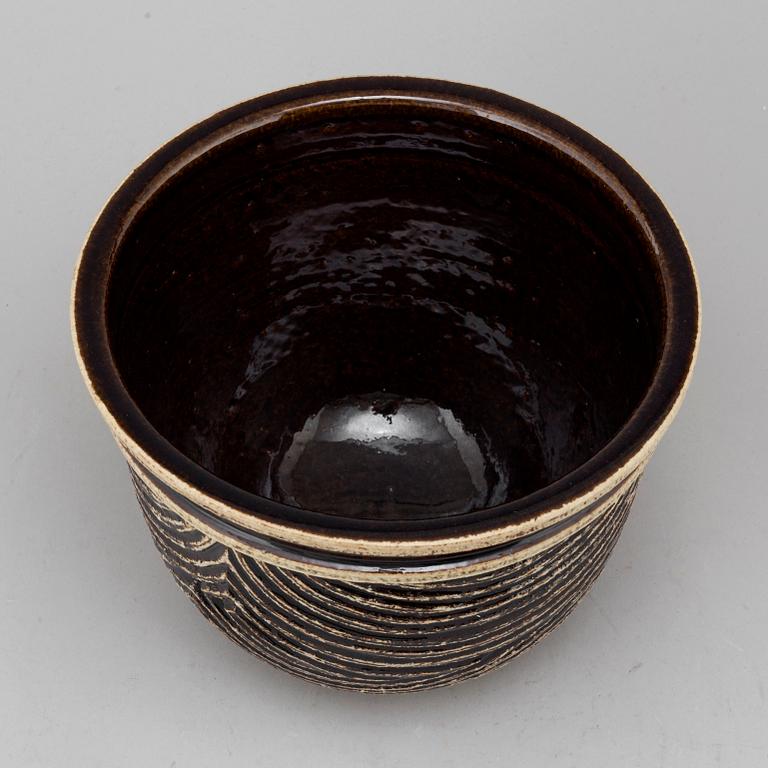 BRITT-LOUISE SUNDELL, ytterfoder, stengods, Gustavsberg Studio, signerat BS.