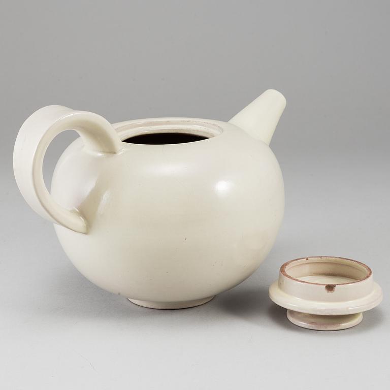OTTO LINDIG, an earthenware tea pot from Karlsruhe, Germany.