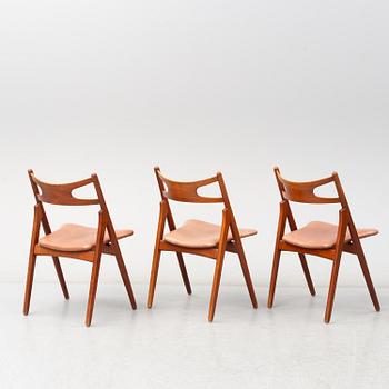 HANS J WEGNER, stolar, 3 st, "CH 29/Savbukkestolen", Carl Hansen o Søn, Odense, Danmark.