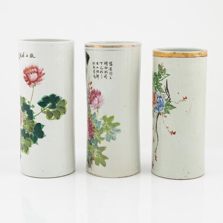 A set of three Chinese vases, 20th Century.