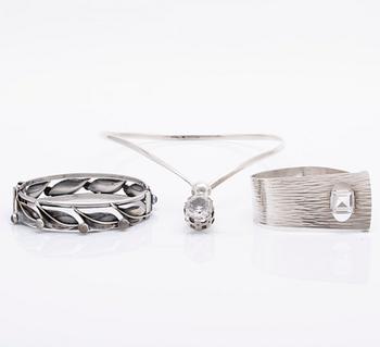 Silver jewellery, 3 pieces, rock crystal and chalcedony, 1954 and 1970.