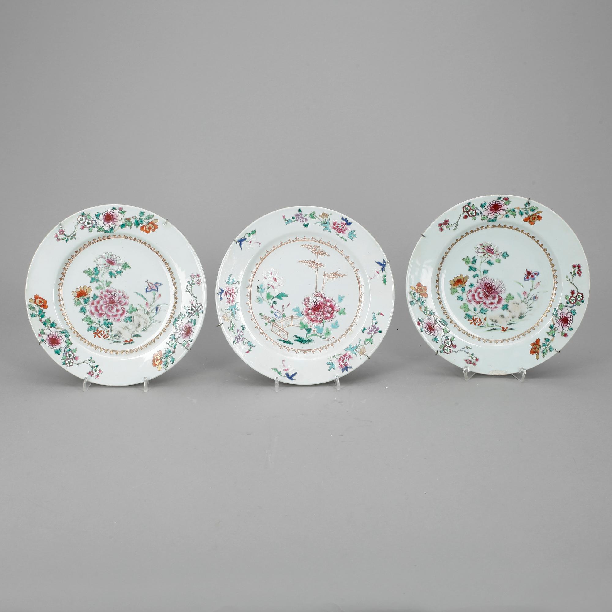 TALLRIKAR, 3st, porslin, Kina, Qianlong 1736-1795.