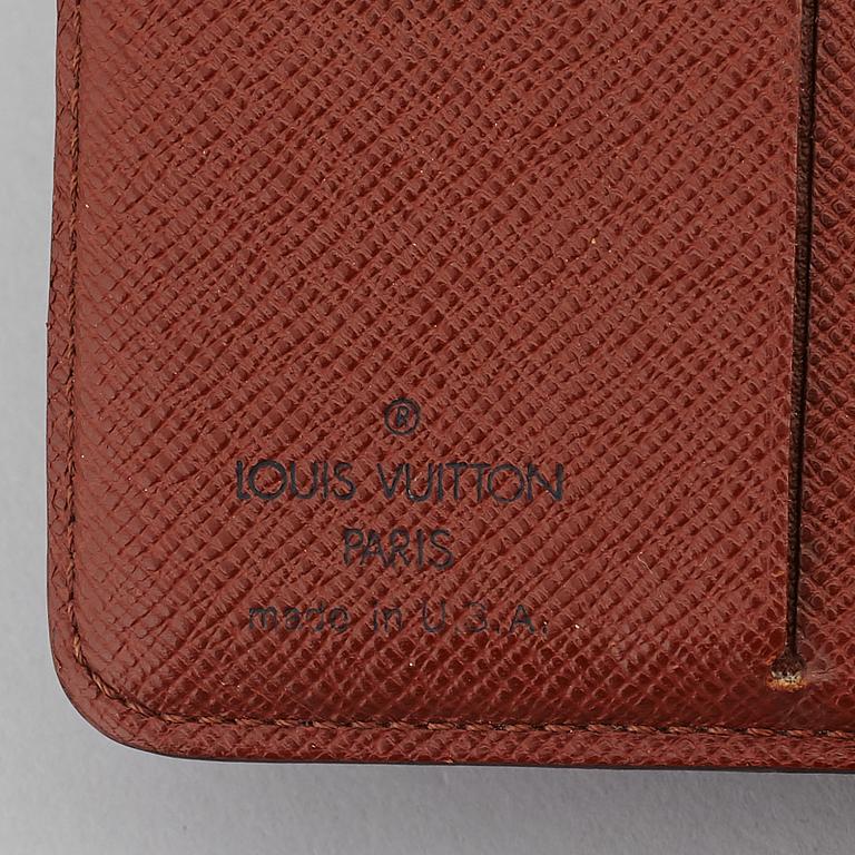 LOUIS VUITTON, a monogram canvas wallet.