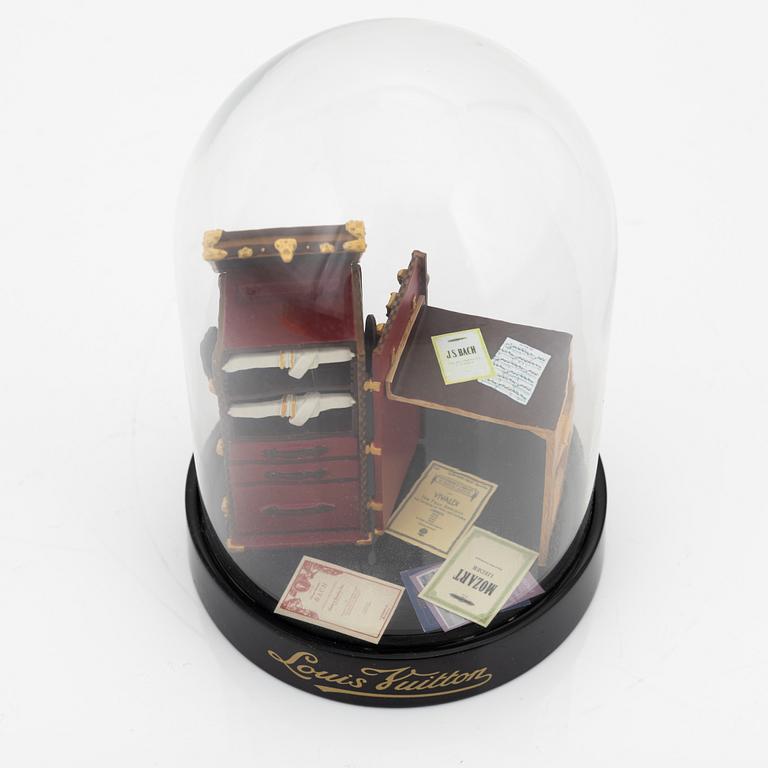 Louis Vuitton, Stokowski desk trunk globe.