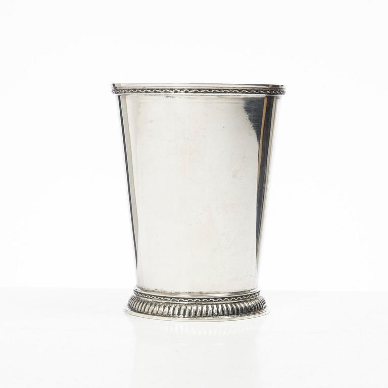 Eric Råström, bägare, silver, firma CG Råström, Stockholm 1946.