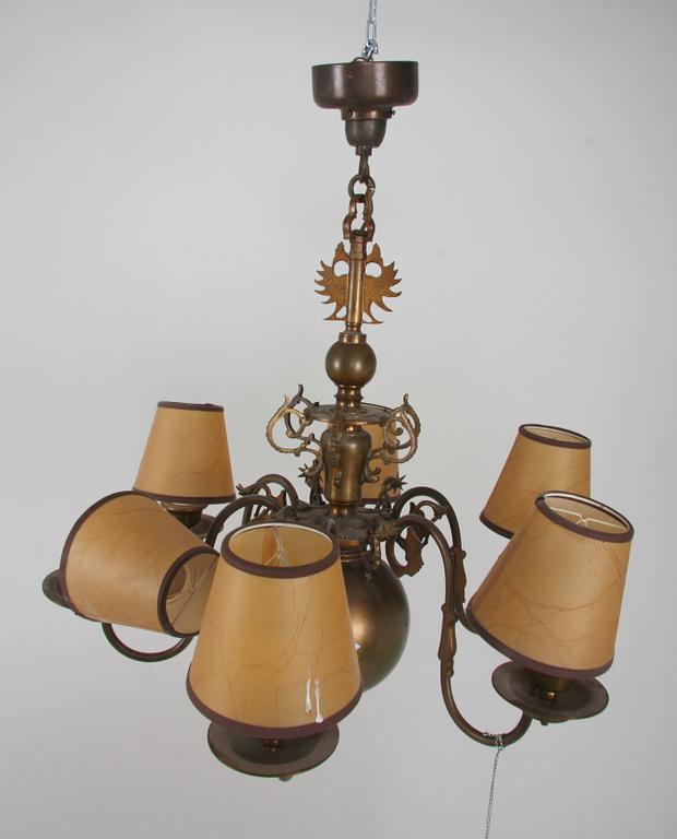 TAKKRONA, barockstil. H 70.