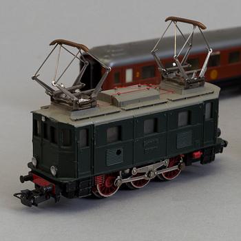 MÄRKLIN TRAIN-SET. 1950s/60s.