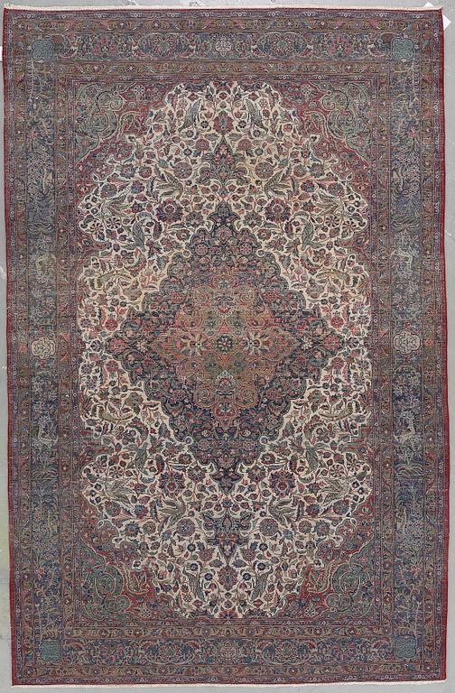 SEMI-ANTIQUE KASHAN, possibly Dabir. About 205x135 cm.