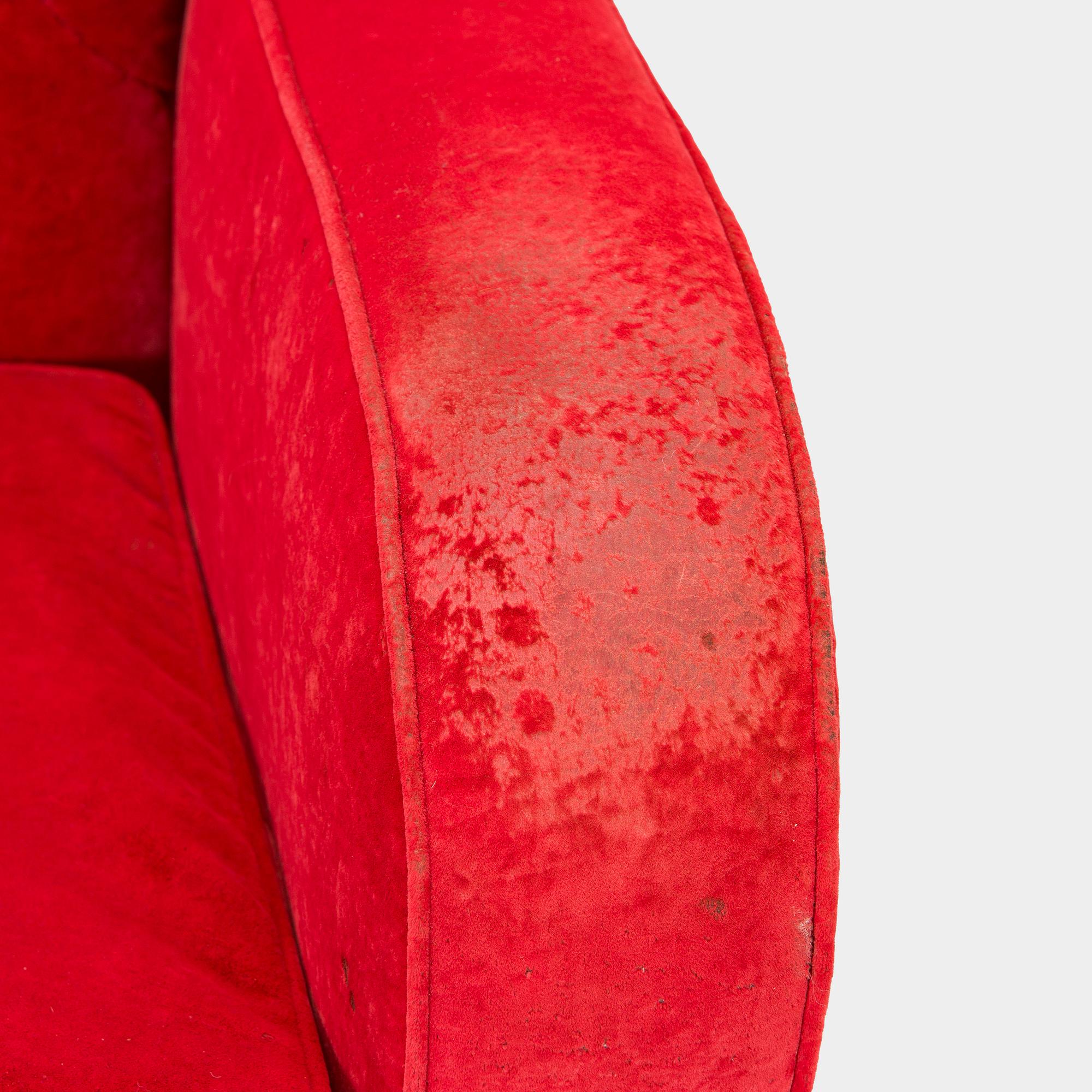 A mid-20th century armchair.