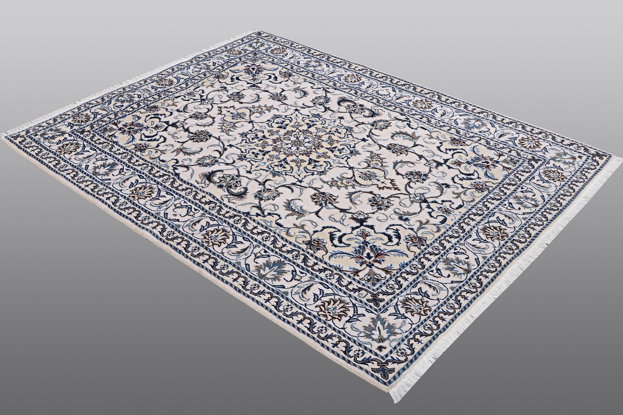 A CARPET,, Nain, ca 196 x 153 cm.