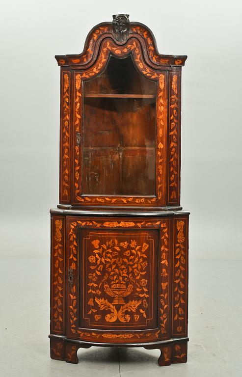 HÖRNVITRINSKÅP, trol. England/Holland. 1800-tal.