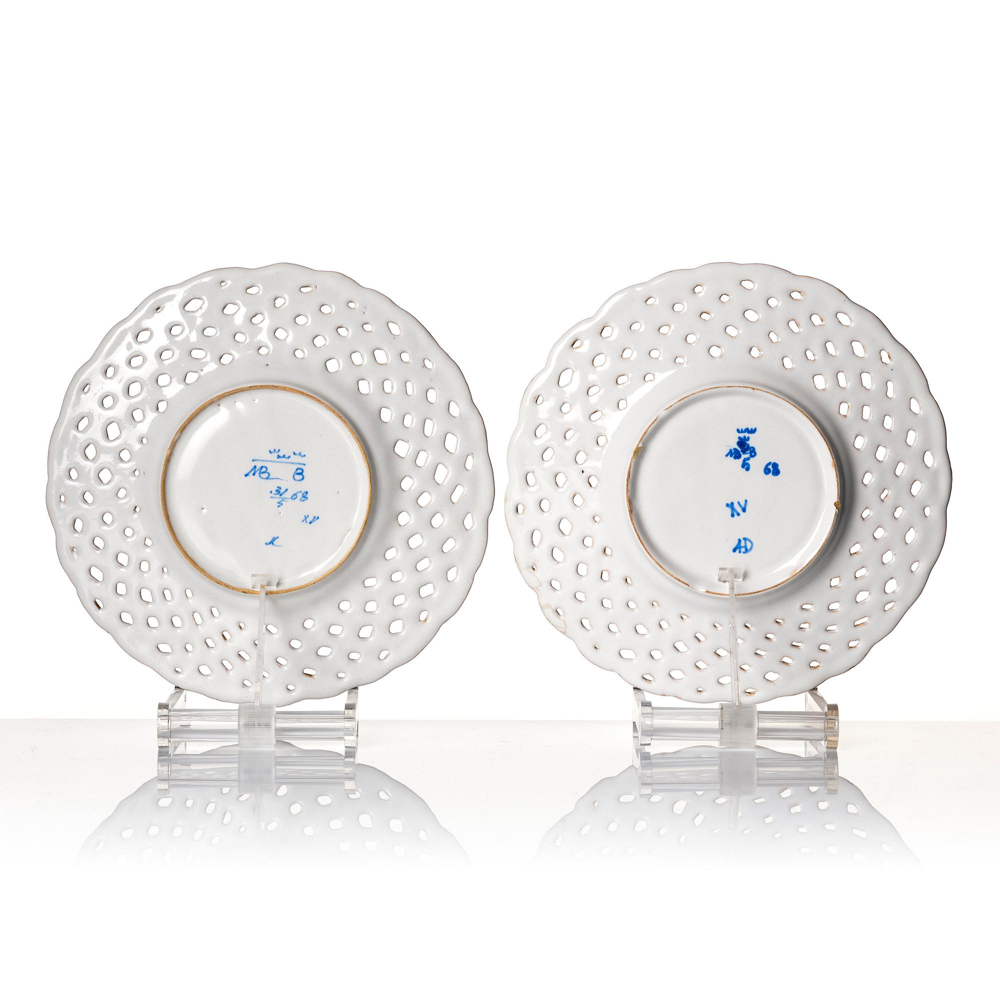 A pair of Swedish Marieberg faience dishes, 18th Century.