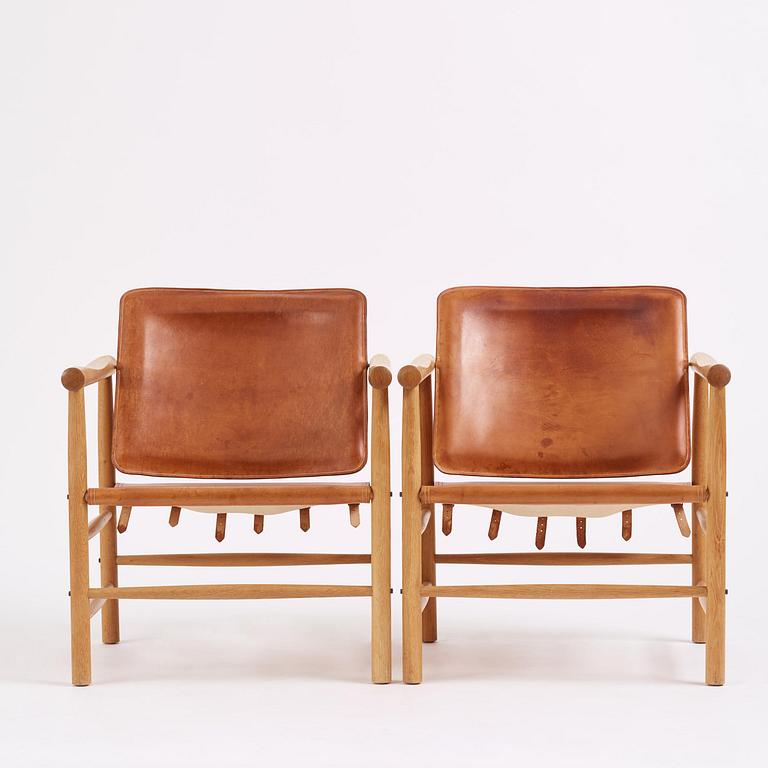 Kai Lyngfeldt-Larsen, a pair of safari chairs model "506", Søborg Møbelfabrik, Denmark, 1960s.