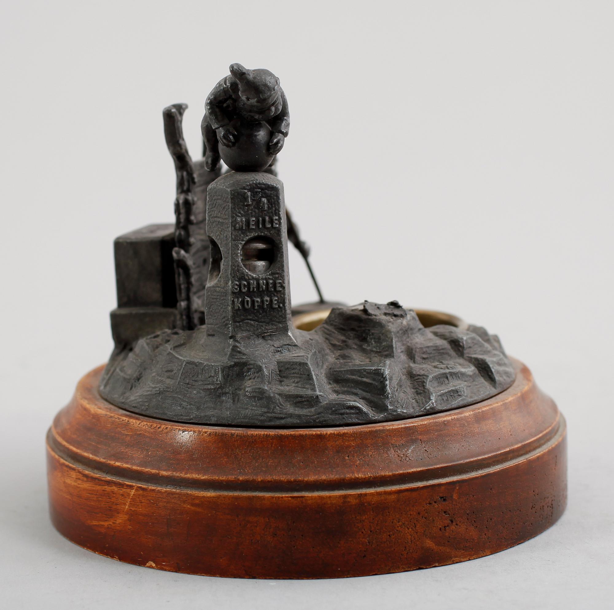 CIGARRSNOPPARE, metall och trä, tidigt 1900-tal.