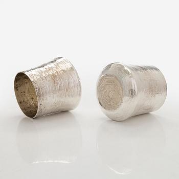 Tapio Wirkkala, pikareita, 6 kpl, sterlinghopeaa, Kultakeskus, Hämeenlinna 1973 ja 1974.