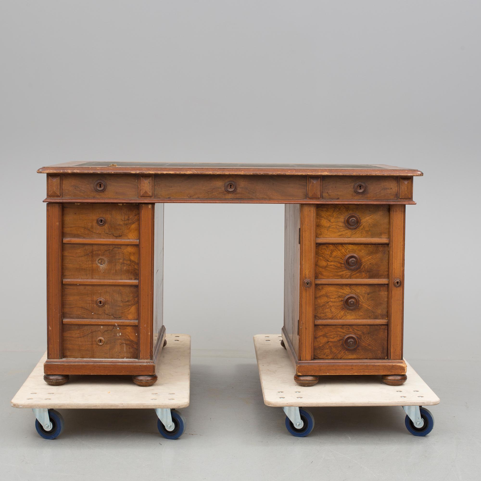 SKRIVBORD, nyrenässans, 1800-talets slut.