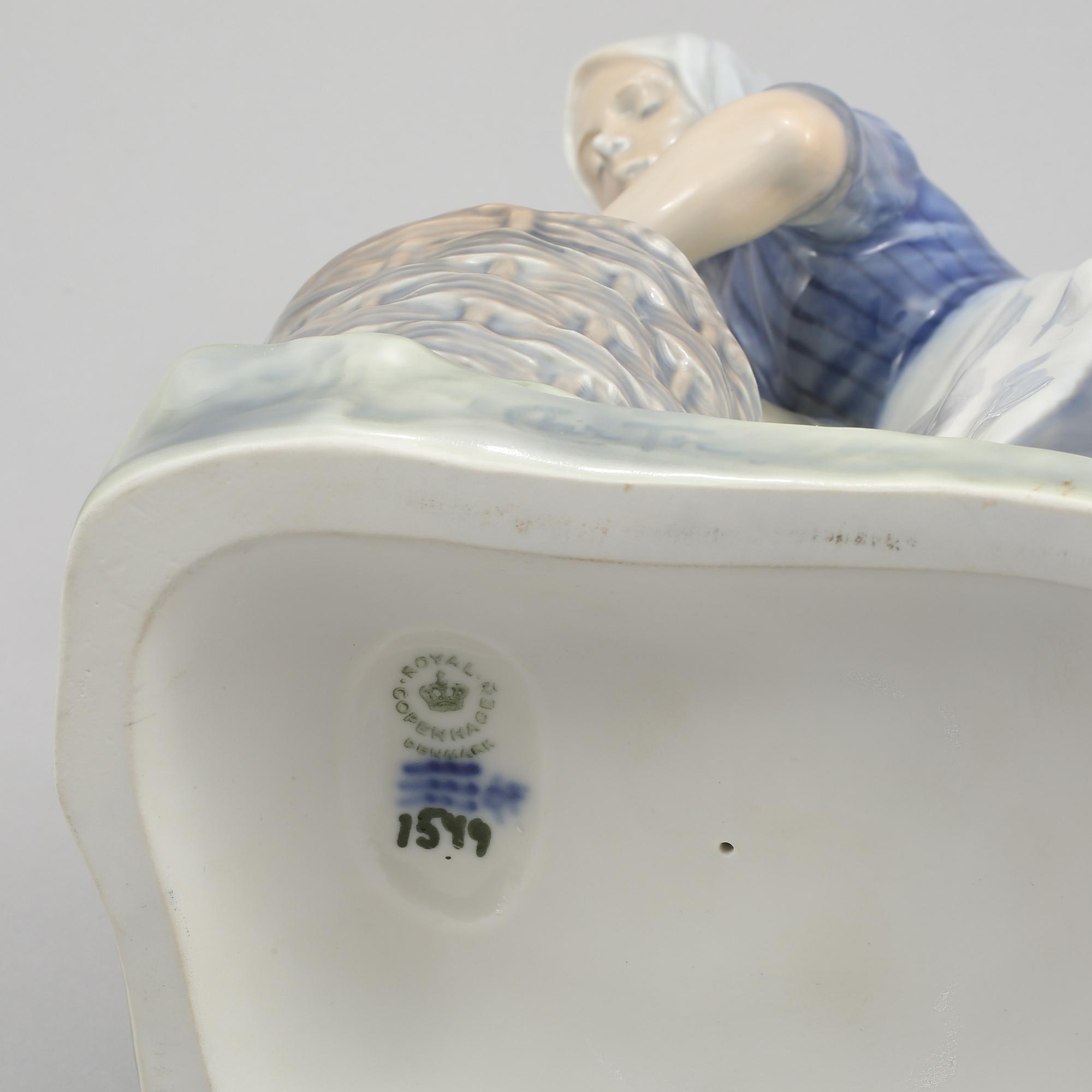 FIGURIN, porslin, Christian Thomsen, Royal Copenhagen, 1900-talets andra hälft.